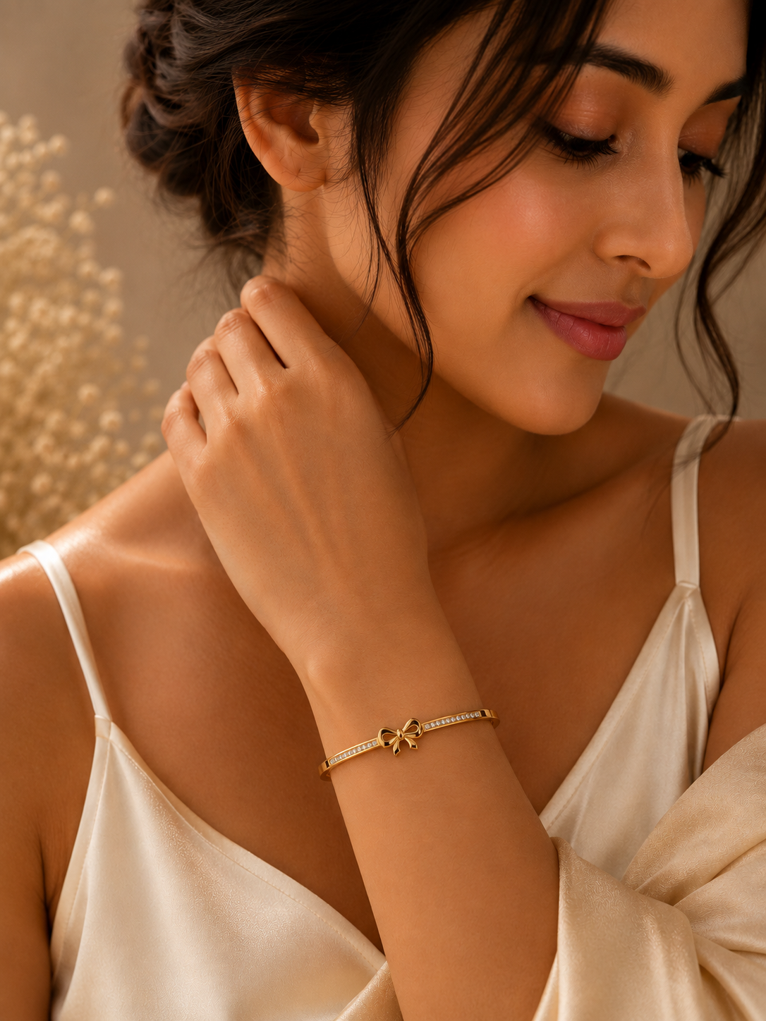 Golden Bow Bracelet