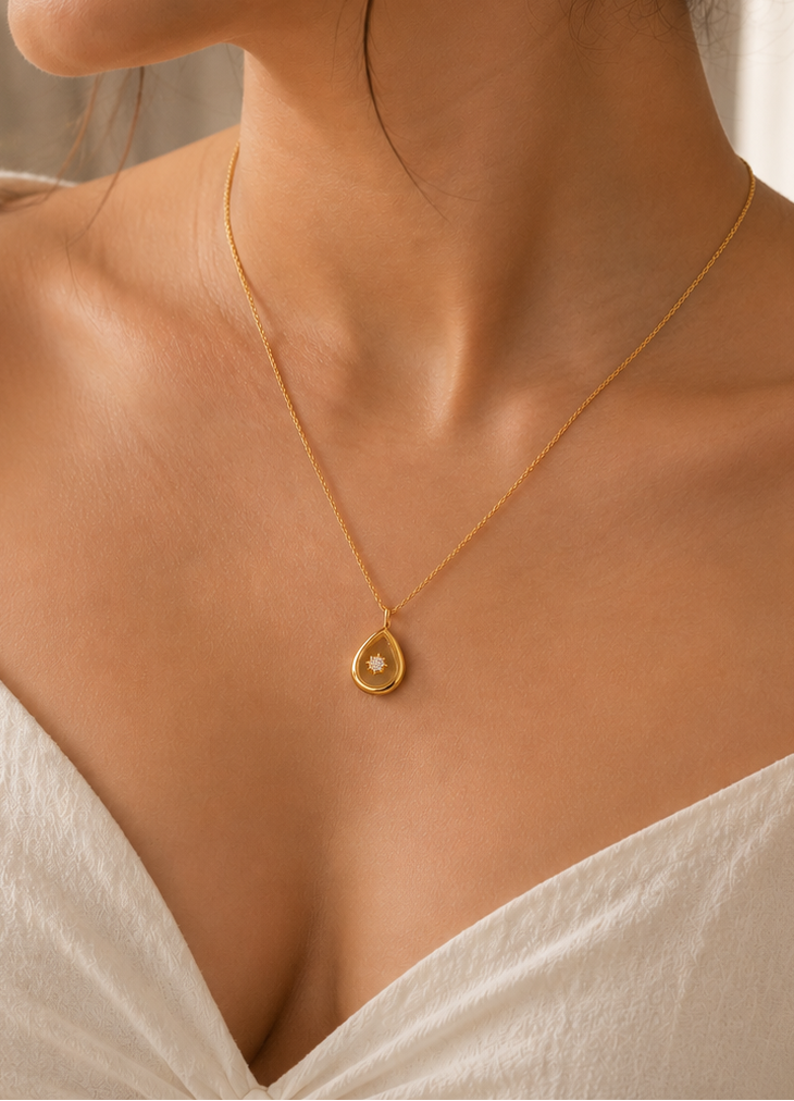 Golden Dewdrop Necklace