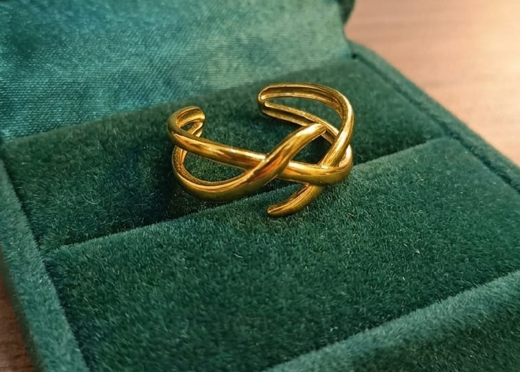Golden Harmony Ring