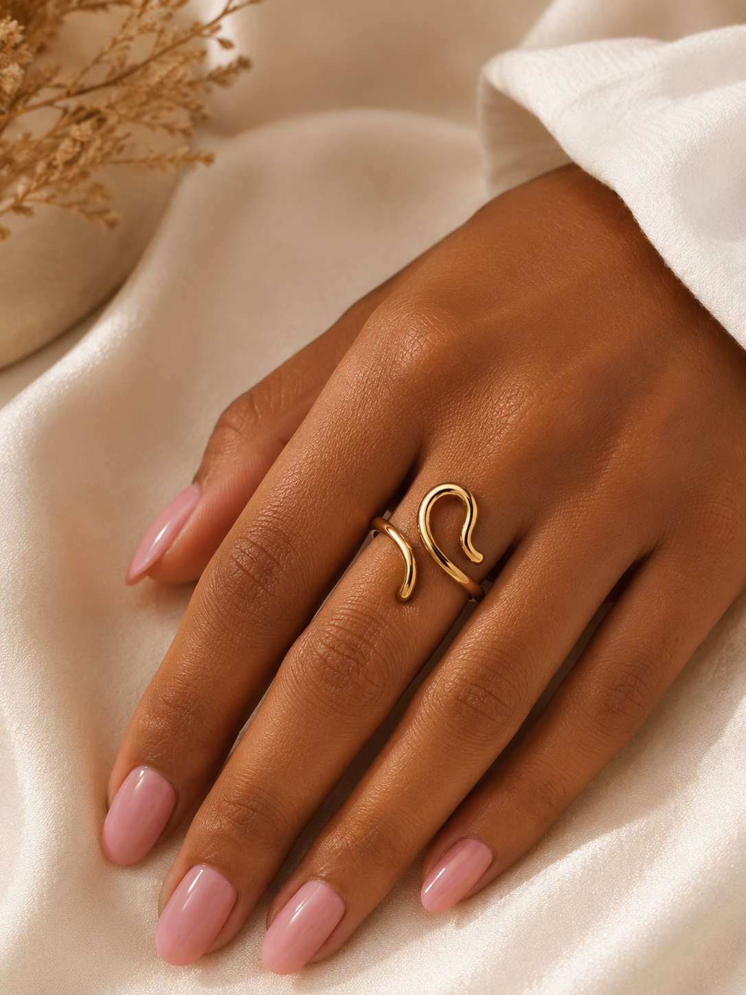 Fluid Wave Ring