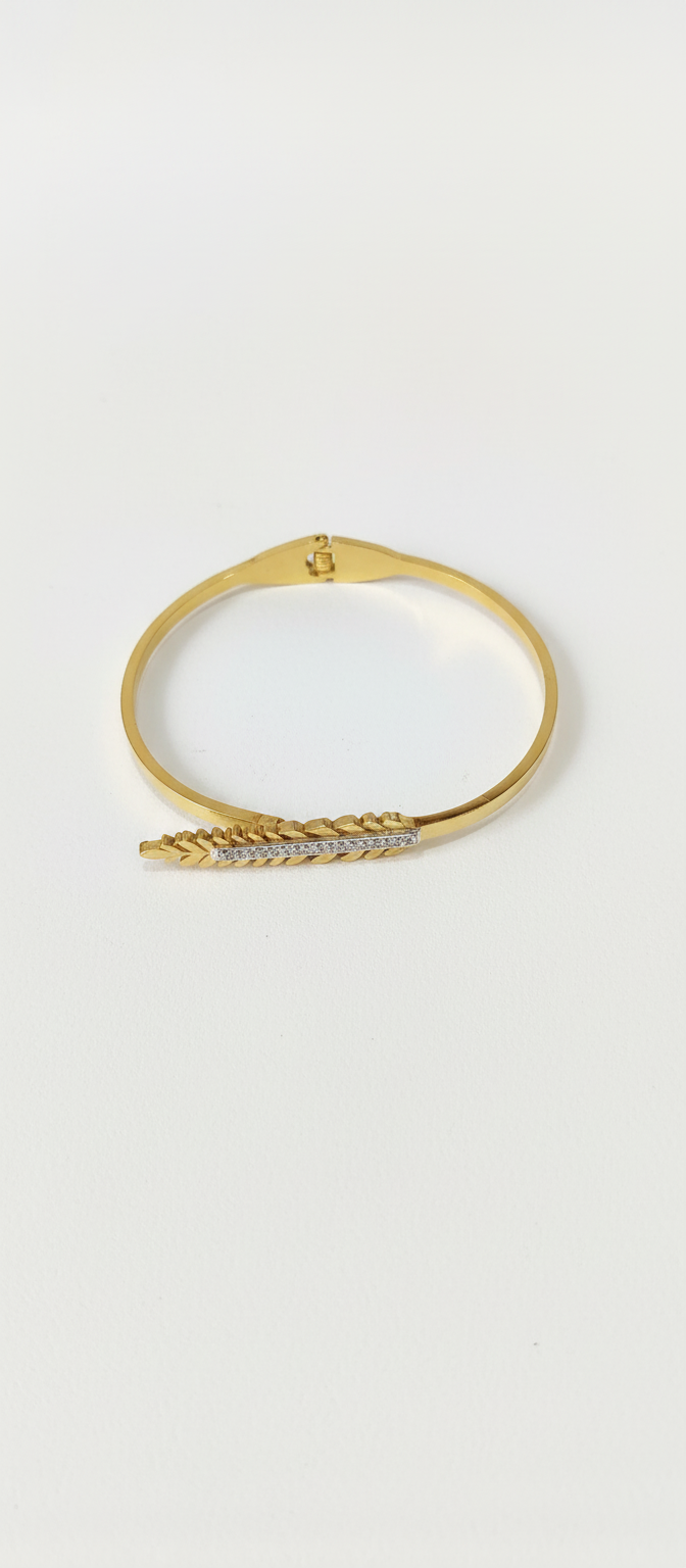 White Leaf Kada