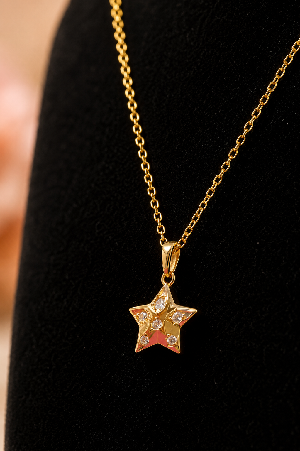 Twinkle Star Necklace