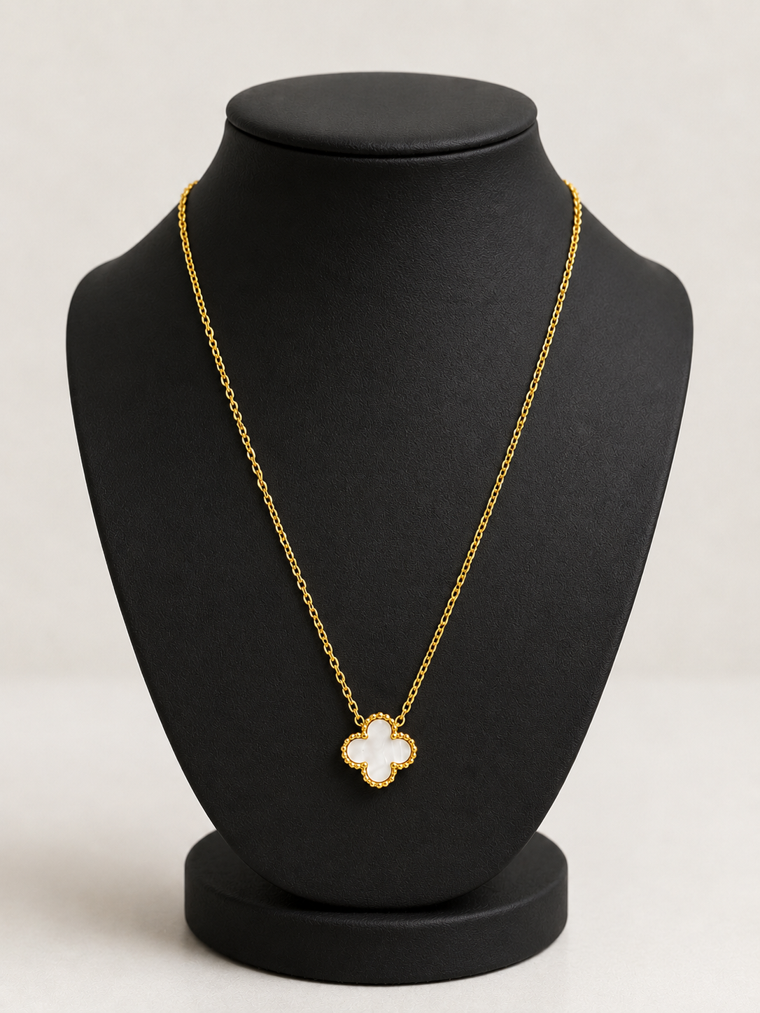 Ivory Clover Set