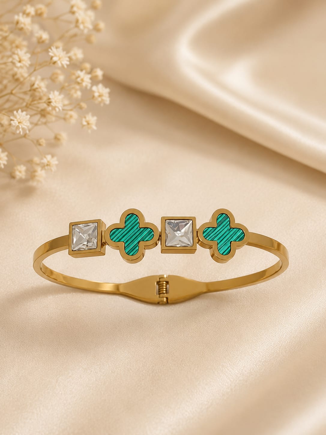 Emerald Clover Cuff